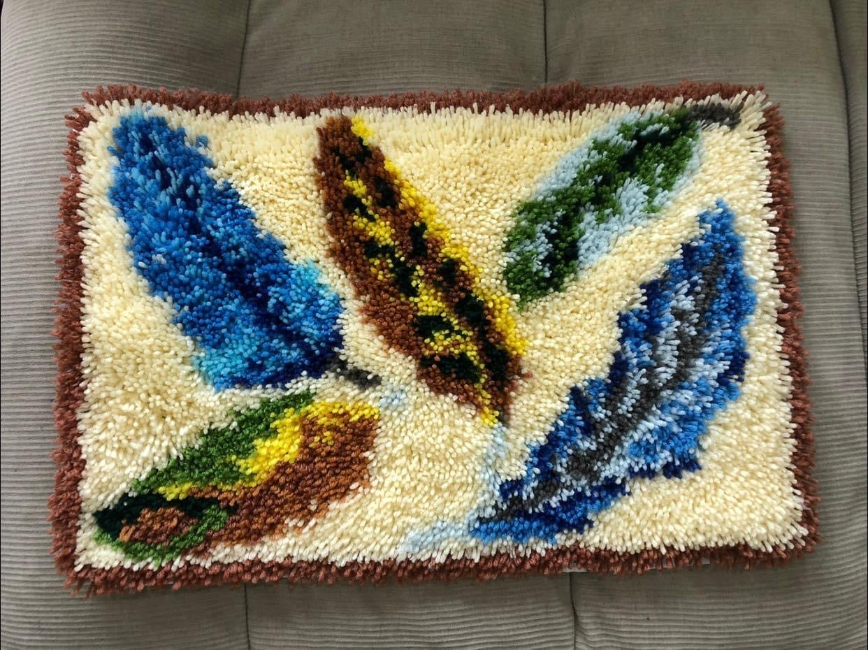 Feather Latch Hook Kits for Adults & Beginners-Real Finished Rug Photo-Complete DIY Craft Kit, Includes Pre-Printed Canvas, Pre-Cut Yarns, Tool, Number Chart (Size 23.6" X 15.8")